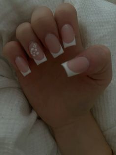 Acrylic Nails Short Square Design, French Tips With Hibiscus, French Tip With Hibiscus Flower, French Tip Hibiscus Nails, French Tip With Flower Design, French Nails With Flowers, French Nails Summer, White Tip Acrylic Nails, White French Tips