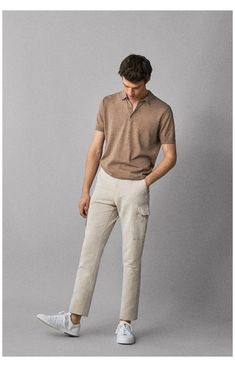 Mode Poses, Mens Business Casual, Minimalist Moda, Polo Shirt Outfits, Polo Outfit, Minimalist Fashion Men, Mens Summer Outfits, Mens Casual Outfits Summer, Stylish Men Casual