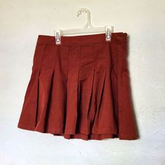 Short Brown Pleated Skirt, Good For Capsule Closet Or Wearing On A Good Day, Let Me Know If You Have Any Questions Brown Pleated Skirt, Capsule Closet, Let Me Know, Pleated Skirt, Good Day, Womens Skirt, Let Me, Skirt, Closet