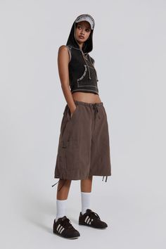 Brown Parachute Cargo Shorts Matching Sets Two Pieces Dickies, Parachute Pants Marroni, Cargo Pants With Graffiti In Front, Hakai Culture Shorts, Tops To Go With Cargos, Jaded London Cargo Skirt, Oversized Cargo Pants Women, Where To Get Cargo Shorts, Brown Cargo Shorts Outfits Women