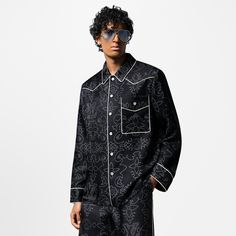 LOUIS VUITTON® - Printed Long-sleeved Silk Pyjama Overshirt - Black Louis Vuitton Gifts, Black Louis Vuitton, Stole Scarf, Leather Denim, Matching Pajamas, Buckle Shoes, Silver Jewelry Fashion, Knitwear Dress, Pharrell Williams