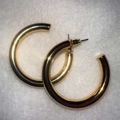 14kt Gold Plated Hoop Earrings, New. Questions? Leave A Comment Below! 50 Cent, 14kt Gold, Leave A Comment, New Color, Gold Plate, Jewelry Earrings, Hoop Earrings, Plating, Women Jewelry