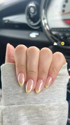 #summernails #almondshapednails #frenchnails #yellownaildesigns #springnailsdesigns #chromenailart #chrome Buttercream Yellow Chrome Nails, French Nails Shiny, Yellow Tip Chrome Nails, Summer Nail Chrome, Yellow French Chrome Nails, How To Take Good Nail Photos, Yellow Tip Almond Nails, Yellow French Tip With Chrome, Yellow Nail Inspiration