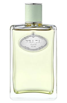 Iris Pallida, Classy Perfume, Perfume Clean, Summer Perfume, Marc Jacobs Daisy, Witch Craft