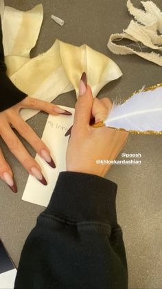 Khloe Kardashian Nails, Kardashian Nails, Almond Acrylic Nails Designs, Kylie Nails, Art Nail Designs, Wallpaper Travel, Long Almond Nails, Tips Nails, Nail Care Products