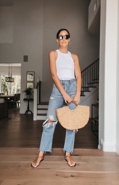 Summer 40s Outfits, Lindsey Simon Gurk, Hot Day Outfit, Natalie Borton, Summer Capsule, Mom Fashion, Summer Attire, Iconic Style, Mode Inspo