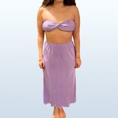 Color: Lilac Details: Lettuce Trim, Twist Neckline: Strapless Sleeveless Top Type: Bandeau Fabric: 100% Polyester Skirt Style: Micro Crop Fit: Regular Fit. Non-Stretch Woven Fabric Machine Wash Or Professional Dry Clean Size Xs. Runs True To Size Model Is 4’11” And 111 Lbs Spring Beach Bandeau Skirt, 2 Piece Skirt Outfit, Pink Skirt Set, Tropical Skirt, Shein Skirts, Hot Pink Skirt, Brown Mini Skirt, 2 Piece Skirt, Drop Shoulder Shirt