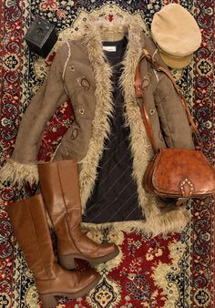 70s vintage inspired outfit #pennylanecoat #almostfamous #70s #70soutfits #vintageaesthetic Funky Jacket Outfit, Winter 70s Fashion, 60s Fall Outfits, 2000s Fashion Outfits Fall, Winter 70s Outfits, Vintage Core Outfits, 60s Outfits Aesthetic, 70s Fashion Winter, 70s Closet