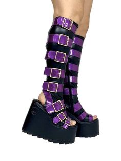 Pastel Platform Shoes, Clawdeen Monster High, Monster High Shoes, Emo Boots, High Platform Boots, Yru Shoes, Punk Shoes, 6 Inch Heels, Dr Shoes