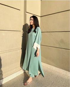 Loose Pakistani Suits, Rakhi Outfits, Plain Pakistani Suits Simple, Loose Kurti Designs, Solid Color Suits Pakistani, Solid Dress Design Pakistani, Simple Plain Suit Designs Pakistani, Pakistani Loose Kurta, Solid Dresses For Women Pakistan