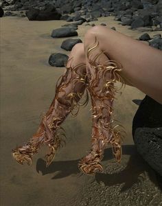 Fashion Design Inspiration, Fantasy Dress, Fantasy Jewelry, Pretty Shoes, Fantasy Clothing, Fantasy Fashion, Mode Vintage