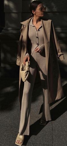 Street Style 2022, Autumn Inspiration, Bottega Veneta, Casual Chic, Duster Coat, Winter Outfits