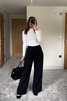 White Top Black Trousers Outfit, Black Wide Leg Pants Office Outfit, Sixthform Outfits Trousers, Sixth Form Outfits Smart Trousers, Wife Leg Trousers Outfit, Black Smart Trousers Outfit, Interview Outfit Black Pants, Black Wide Leg Dress Pants Outfit, Black Wide Legged Pants Outfit