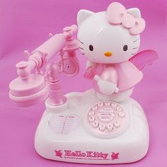 Wing Angel, Hello Kitty Bedroom, Hello Kitty Phone, Hello Kitty Gifts, Hello Kitty Merchandise, Hello Kitty House, Jojo Bows, Pink Kitty, Girl Bedrooms