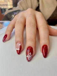 Nails 2025, Colored Nail Tips, Small Nails, Nails Salon, New Year's Nails, Xmas Nails