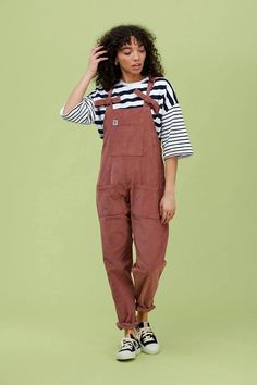 Lucy & Yak | Shop 'The Organic Original' Corduroy Dungarees in Ash Pink Lucy And Yak Dungarees, Comfy Clothing, Pocket Jumpsuit, Estilo Real, Solid Clothes