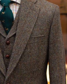 Tweed Jacket Men, Tweed Jacket Outfit, Mens Tweed Suit, Mens Fashion Country, Mens Fashion Suits Casual, Harris Tweed Jacket, British Style Men, Smart Casual Menswear, Mens Fashion Work