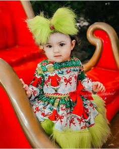 How the Grinch stole Christmas 2020 Cupcake Skirt, Baby Grinch, Fur Skirt, Sweet Pictures, The Grinch Stole Christmas, Green Fur, Kids Christmas Outfits, Christmas Clothes, Grinch Stole Christmas