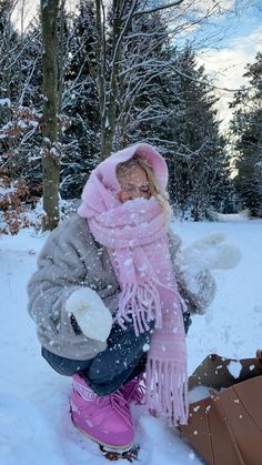 Winter Pfp, Snow Pics, 00s Mode, Winter Things, Christmas Dreaming, Winter Princess, Playing In The Snow, Winter Mood, Snow Trip