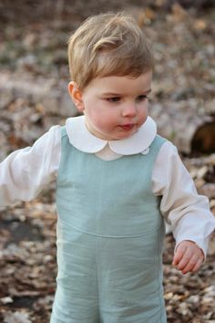 My current processing time is 3-4 weeks before shipping. Please do not order if you need your item(s) before then :)  If you're looking for the perfect vintage style shirt for your little guy, look no further! This linen Peter Pan collared shirt is perfect for weddings, baptisms, holidays, christenings, family photos, and more.  It pairs perfectly with our suspender shorts and suspender bloomers. Or add a coordinating bonnet cap for a memorable baby shower gift! Size range: Newborn - 6 years. Please be sure to select a size based on the child's measurements, and not based on age. If you need help choosing a size, I would be happy to help! Vintage Outfits Boys, Boy Wedding Outfit, Baby Boy Wedding Outfit, Boy Easter Outfit, Baby Boy Linen, Wedding Outfit For Boys, Baby Boy Baptism Outfit, Ramadan 2024, Baby Boy Easter