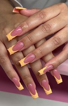 Acrylic Nails Coffin Ombre, Yellow Acrylic Nails, Beauty Hacks Nails, Wow Nails, Long Acrylic Nail Designs, Fantasy Nails, Ombre Acrylic Nails, Nails Design With Rhinestones