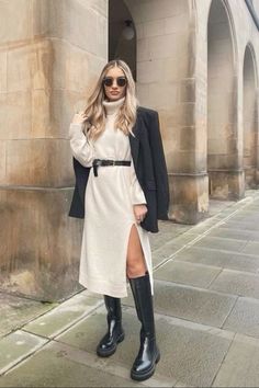 Jumper Dress Outfit, Elegantes Outfit Damen, Rok Outfit, Midi Dress Outfit, Cute Thanksgiving Outfits, Sweater Dress Outfit, Chique Outfits, Office Outfits Women, Business Casual Outfits For Work