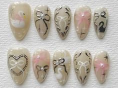 Tulips Nails, Swan Nails, Nail Art Cute, Tulip Nails, Nails Hand Painted, Custom Press On Nails, Nails 3d, Cute Simple Nails, Grunge Nails