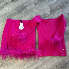 So Beautiful And So Cute Set ! I Wear 4-5 Times. Still Has A Tag ! Midi Skirt Sweater, Skirt Sweater, Barbie Dream, Cute Sets, So Beautiful, Sweater Skirt, So Cute, Skirt Set, Midi Skirt