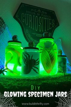 Glowing Specimen Jars for Halloween Glowing Jars Diy, Alien Specimen Jars, Halloween Jar Filler Ideas, Halloween Specimen Jars Diy, Specimen Jars Halloween, Glow In The Dark Potion Diy, Diy Specimen Jars, Halloween Jar Crafts, Diy Halloween Body Parts