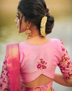 Bridal Blouse Back Designs Latest, Bridal Blouse Designs Latest, Different Styles Of Saree Draping, Fancy Saree Blouse Designs Latest, Styles Of Saree Draping, Wedding Blouse Design, Beautiful Blouse Designs, Yellow Blouse Designs, Neck Blouse Designs