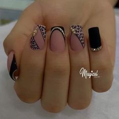 Black Nail Design, Halloween Nail Art Designs, Acrylic Nails Designs, Mickey Nails, 2023 Nails, Heart Nail Designs, Super Cute Nails, Nails Now