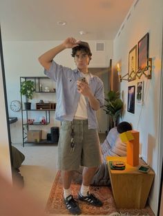 Men Clothing Aesthetic Summer, Casual Guy Outfits Summer, Troy Core, Wallows Outfit Aesthetic, Grunge Guy Outfits Summer, Summer Grunge Outfits 90s Style Men, Men Summer Outfit Aesthetic Vintage, Mens Fits Aesthetic, Soft Boy Outfits Summer