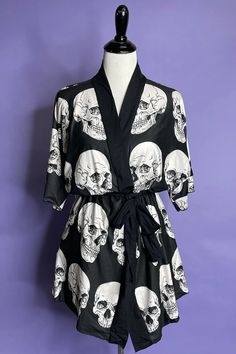 Our new Skull Study print robe is just the thing for Goth Ghoul summer! You can wear this as a dress or as a cover up by the pool. It's made from super soft peachskin jersey fabric. With a black belt to bring you in at the waist. Available in 2 sizes Small/Medium & Large/X-Large This is a made to order item which m Ghoul Summer, Skull Study, Black Nightgown, Printed Robe, The Thing, Black Belt, The Pool, Swimwear Tops, Jersey Fabric