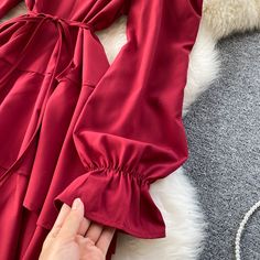 Fabric: blended Color: red, apricot, pink, black Size(cm): free size(1inch=2.54cm) length 81cm bust 96cm waist 96cm sleeve length 61cm Please check the size carefully when you choose items. For more pictures of the dress, please contact us, thank you. Red Long Sleeve Dress For Fall, Chic Red Midi Length Long Sleeve Dress, Elegant Long Sleeve Red Dress For Fall, Elegant Long Sleeve Midi Dress In Red For Spring, Elegant Red Long Sleeve Midi Dress For Spring, Elegant Red Long Sleeve Dress For Spring, Elegant Long Sleeve Red Dress For Spring, Chic Red Long Sleeve Dress For Spring, Chic Burgundy Long Sleeve Dress