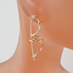 Minimal Jewelry Design, Contemporary Earrings, Spiral Earrings, Pandora Style, Minimal Jewelry, Wire Earrings, Contemporary Jewellery, Piercings, Silver Gold