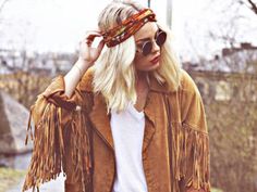 Love fringing this season! Expect lots in store this SS15. Look Festival, Boho Mode, Fringe Fashion, Hippie Look, Fringe Jacket, Festival Looks, Hippie Chic, Estilo Boho