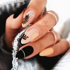 Her Nails, Spring Nail, Pretty Acrylic Nails, Fancy Nails, Chic Nails, Short Acrylic Nails, 3d Nails, Cute Acrylic Nails, Nails Art