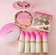 Mac Makeup Looks, Best Mac Makeup, Makeup You Need, Everyday Makeup Tutorials, Korean Eye Makeup, Makeup Package, Yellow Design, Pale Peach, Fancy Makeup