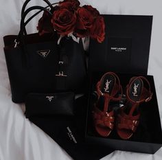 Luxury Lifestyle Fashion, Best Online Shopping Sites, Feminine Elegance, Fashion Closet, Present Ideas, Luxe Life, Saint Laurent Paris