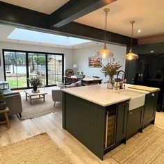 Painted steel beams Modern Kitchen Extensions, Exterior Aesthetic, Kitchen Orangery, Modern Kitchen Open, Dark Green Kitchen, Steel Beam, Kitchen 2024