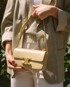 Celine Triomphe Shoulder Bag Outfit, Celine Triomphe Bag Outfit, Celine Bag Outfit, Celine Teen Triomphe Bag, Tas Celine, Celine Triomphe Shoulder Bag, Celine Triomphe Bag, Triomphe Shoulder Bag, Triomphe Bag