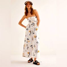 Nwt New With Tags / Rare / Sold Out / Retail: $180 Anthropologie Maeve Strapless Buttondown Wide-Leg Jumpsuit A Shoulder-Baring Silhouette Complete With Breezy Wide-Leg Hems, This Maeve Jumpsuit Is A Summertime Staple Imbued With Sophisticated Charm. * Adorable Print Featuring Octopus Fish Crab Lobster Squid Seashell Starfish * 100% Cotton * Front Slant Pockets * Back Zip * Wide-Leg Silhouette * Machine Wash * Imported # Hard To Find Retro Vintage Look 50’s 50s 1950’s 1959s 60’s 60s 1960’s 1960s Summer Wide Leg Jumpsuit With Button Closure, White Casual Strapless Jumpsuit For Summer, Casual White Strapless Jumpsuit For Summer, White Strapless Casual Jumpsuit For Summer, Spring Daywear Jumpsuits And Rompers With Button Closure, White Casual Strapless Jumpsuit For Beach, White Strapless Jumpsuit For Spring Beach Outing, Summer Daywear Jumpsuits And Rompers With Buttons, Summer Daywear Jumpsuits With Buttons