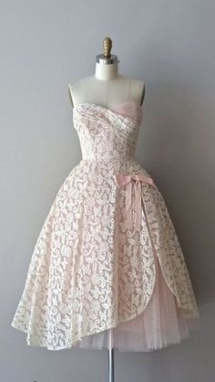 Cute Party Dresses, Vintage Outfits 60s, Dresses With Bow, Laceup Dress, Vintage Outfits 50s, 1950s Dresses Vintage, Cute Homecoming Dresses, Cute Dresses For Party, Dresses Tulle