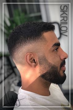 Hairstyle Mohawk, Style Undercut, Men Short Hair Fade, Haircut 2020, Crew Cut Hair, Very Short Hair Men, Boys Fade Haircut, Barbershop Haircut