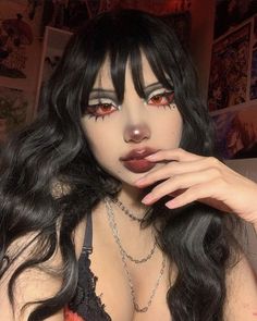 Vamp Makeup, Tattoos Colorful, Tattoos Disney, Walks Outside, Dark Makeup Looks, Vampire Makeup