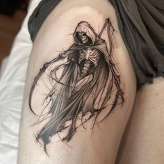 Reaper Vector Tattoo Designs Amazing Back Tattoos Women, Goth Leg Tattoos Women, Feminine Reaper Tattoo, Small Dark Tattoos Creepy, Gothic Thigh Tattoo, Female Grim Reaper Tattoo, Tattoos Dark Aesthetic, Dark Fairy Tattoo Designs, Necromancer Tattoo