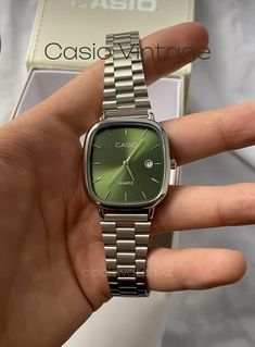 Vintage Saat, Stylish Watches Men, Casio Vintage, Classy Outfits Men, Black Men Street Fashion, Men Street Fashion, Men Stylish Dress, Utila, Jewelry Accessories Ideas