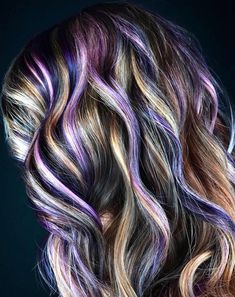 Purple And Caramel Highlights, Fresh Hair Color Ideas, Summer Hair Trends 2023 Short, Purple Multicolor Hair, Fall 2022 Hair Trends Haircuts, Peanut Butter Jelly Hair, Peanut Butter And Jelly Hair, Balayage Ideas, Creative Hair Color