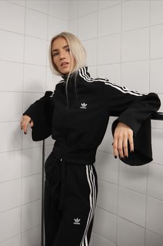 Adidas Jumpsuit Woman Outfit, Adidas Suit Woman, Women’s Track Suit, Cute Tracksuits For Women, Adidas Womens Outfit, Designer Tracksuit Women, Black Adidas Jacket Outfit, Adidas Outfit Black Women, Track Suit Outfits Women