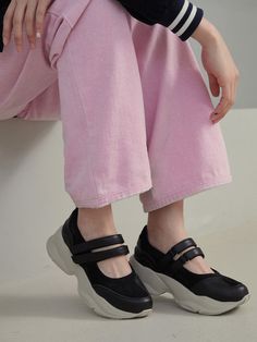 Editor's NotesSophisticated and classic shoes that will upgrade your outfit- Two-strap velcro detail- Mary jane styled sneakers- Comfortable fit with latex cushion insole- Chunky signature outsoleMeasurements(in.)- Size: KR 225mm - KR 250mm (US 5.5 - US 8)- Heel height: 2.56 in.- Fits true to sizeComposition & Care- Upper: Cowhide  Suede / Lining: Synthetic Leather / Outsole: Rubber- Avoid direct heat and moisture- When it gets wet  wipe immediately with a dry cloth and dry in shady  ai Leather Low-top Mary Janes With Rubber Sole, Low-top Leather Mary Janes With Rubber Sole, Casual Low-top Sneakers With Buckle Closure, Modern Sneakers With Removable Insole, Sneakers Comfortable, Velcro Sneakers, Professional Shoes, Clean Shoes, Wet Wipe